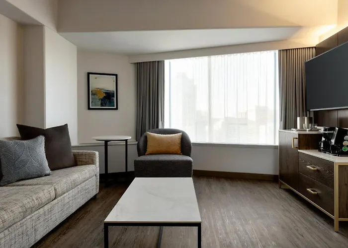 Crowne Plaza Seattle - No Resort Fee - Newly Renovated Ihg Hotel